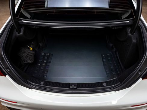 Used 2021 Mercedes-Benz E 450 4MATIC Sedan image 8