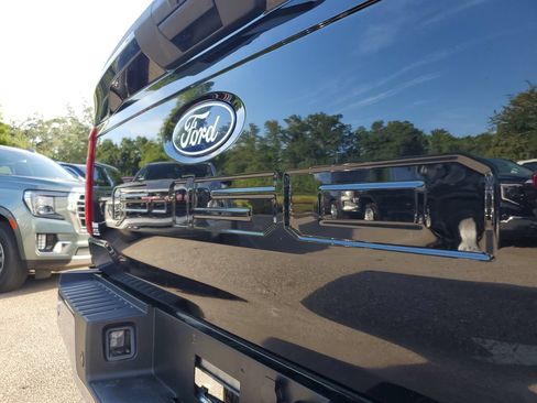Used 2025 Ford F150 XLT w/ Equipment Group 301A Standard AWD/4WD image 7