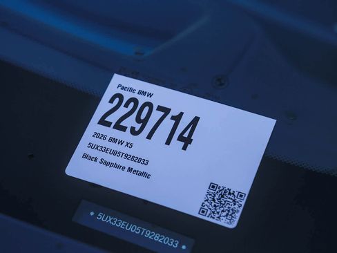 New 2026 BMW X5 M60i w/ Climate Comfort Package image 24