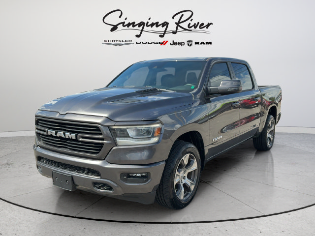 Used 2023 RAM 1500 Laramie AWD/4WD image 3