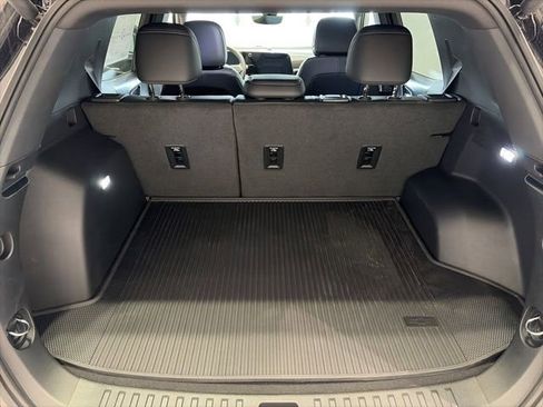 New 2026 Chevrolet Equinox LT w/ Convenience Package II FWD image 14