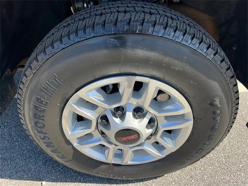 Certified 2024 GMC Sierra 2500 SLE w/ SLE Value Package; image 12