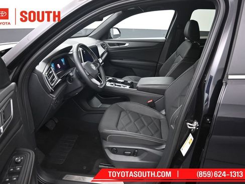 Used 2026 Volkswagen Atlas Cross Sport SE AWD/4WD image 9