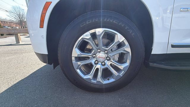 Certified 2025 GMC Yukon XL Denali AWD/4WD image 9