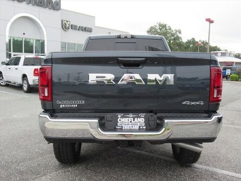 New 2026 RAM 2500 Laramie AWD/4WD image 5