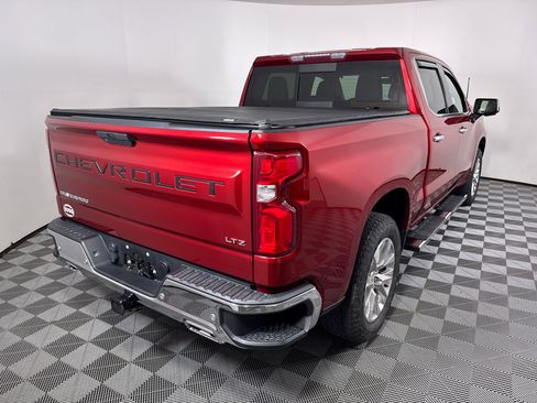 Used 2021 Chevrolet Silverado 1500 LTZ w/ Z71 Off-Road Package AWD/4WD image 18
