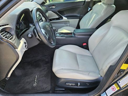 Used 2011 Lexus IS 250 image 11