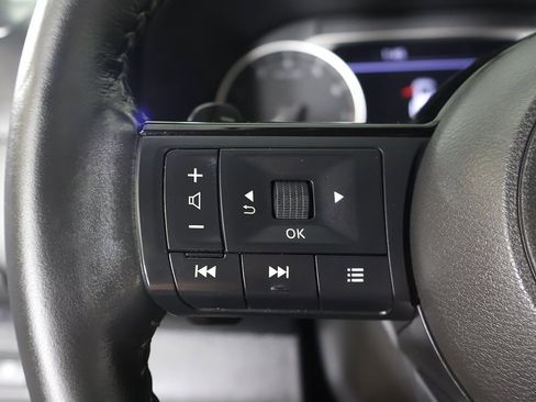 Used 2023 Nissan Pathfinder SL w/ Lighting Package (N92) image 46