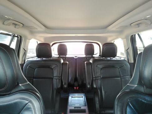 Used 2020 Lincoln Aviator Reserve w/ Equipment Group 202A AWD/4WD image 43