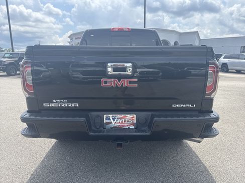 Used 2018 GMC Sierra 1500 Denali w/ Denali Ultimate Package AWD/4WD image 6