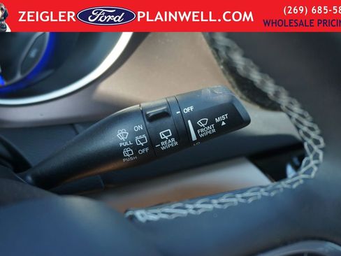 Used 2023 Chrysler Voyager LX FWD image 29