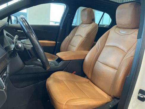 Used 2023 Cadillac XT4 Sport image 12