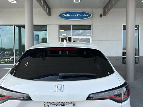 Used 2024 Honda HR-V LX image 5