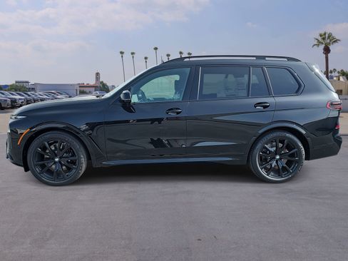 New 2026 BMW X7 M60i AWD/4WD image 8