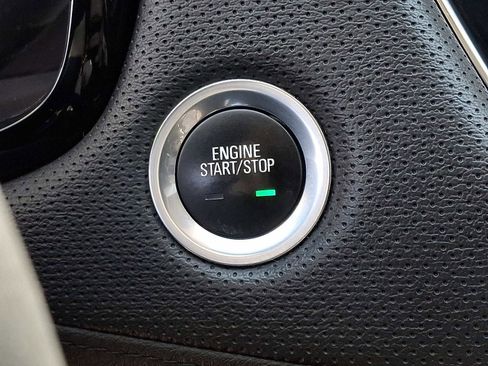 Used 2017 Cadillac XT5 Luxury w/ Driver Awareness Package image 24