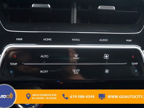 Used 2022 Toyota Venza Limited image 25