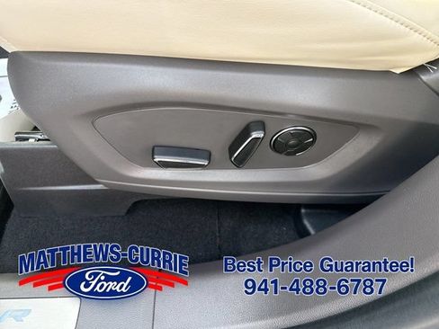Certified 2020 Ford Explorer Platinum w/ Premium Technology Package AWD/4WD image 10