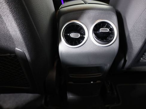 Certified 2025 Mercedes-Benz GLB 250 4MATIC image 53