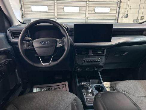 Used 2025 Ford Maverick XLT w/ XLT Luxury Package AWD/4WD image 4