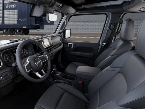 New 2026 Jeep Wrangler Unlimited Sahara AWD/4WD image 30