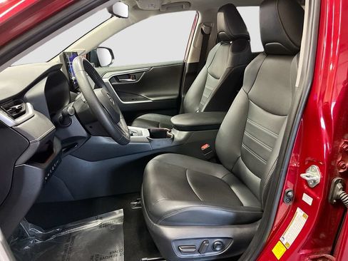 Used 2024 Toyota RAV4 Limited w/ Advanced Technology Package AWD/4WD image 22