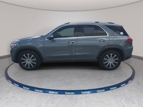 Used 2025 Mercedes-Benz GLE 450e 4MATIC image 11