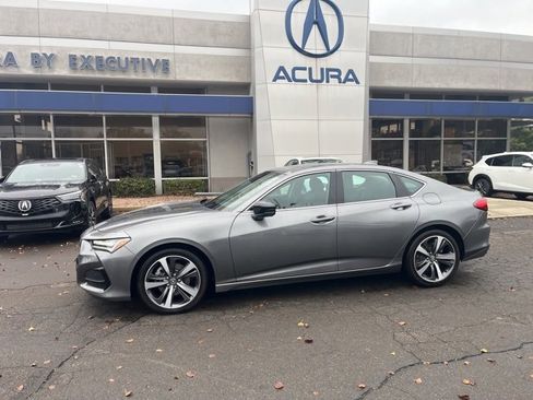 Certified 2025 Acura TLX w/ Technology Package image 38