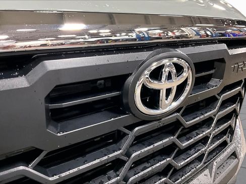 Certified 2026 Toyota Tundra SR5 w/ TRD Off-Road Package AWD/4WD image 28
