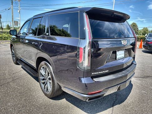 Used 2023 Cadillac Escalade Sport Platinum AWD/4WD image 12