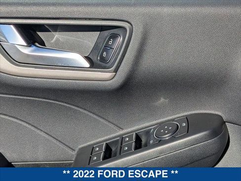 Certified 2022 Ford Escape SEL image 11