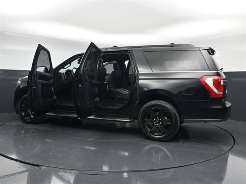 Used 2020 Ford Expedition Max XLT w/ Equipment Group 202A AWD/4WD image 38