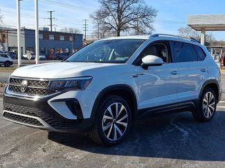 Used 2022 Volkswagen Taos SE video 3
