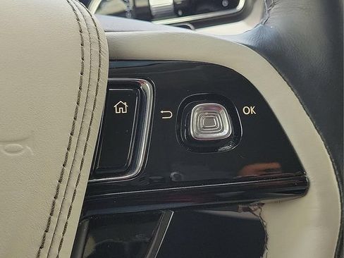 Used 2025 Lincoln Aviator Reserve w/ Luxury Package RWD image 26