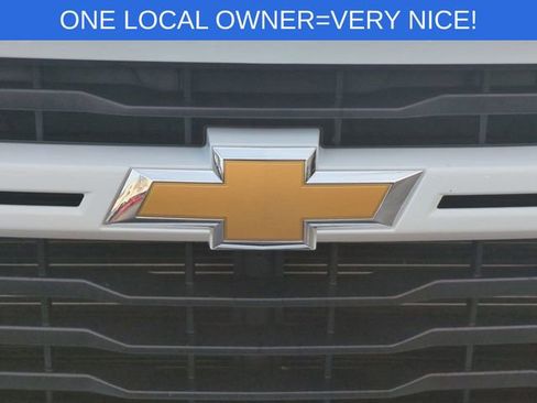 Used 2024 Chevrolet Silverado 2500 Custom w/ Custom Value Package image 40