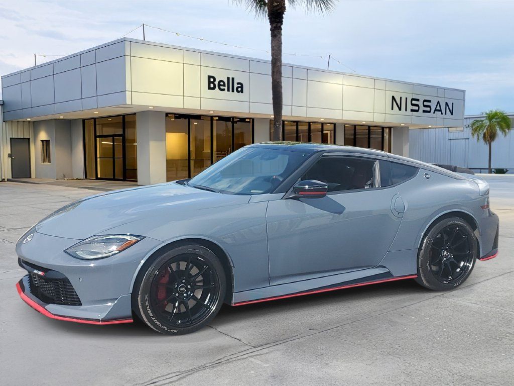 Used 2026 Nissan Z NISMO w/ Floor Mat Package RWD image 2