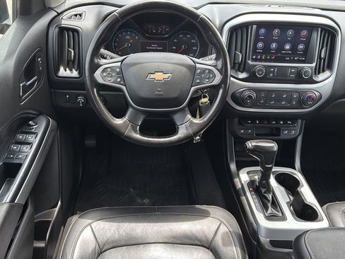 Used 2021 Chevrolet Colorado LT w/ Safety Package AWD/4WD image 15