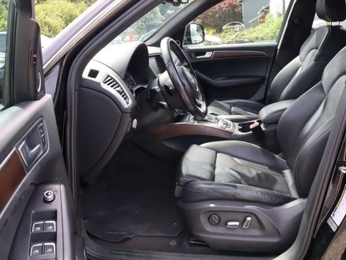 Used 2016 Audi Q5 2.0T Premium Plus w/ Technology Package AWD/4WD image 6