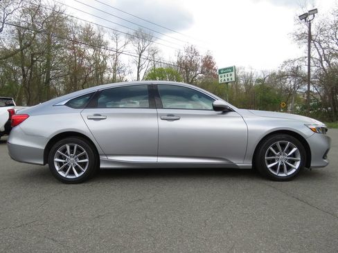 Used 2021 Honda Accord LX image 4