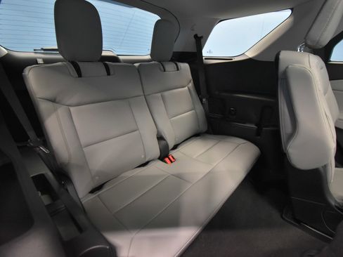 New 2026 Ford Explorer Active w/ Active Comfort Package image 24