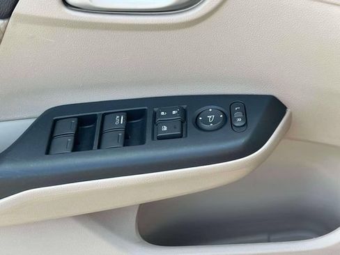 Used 2014 Honda Civic LX image 21