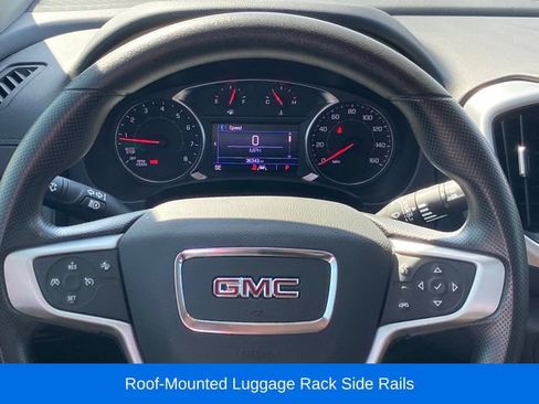Used 2022 GMC Terrain SLE w/ Driver Convenience Package FWD image 8
