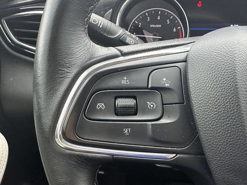 Used 2021 Buick Encore GX Select w/ Sport Touring Package AWD/4WD image 31