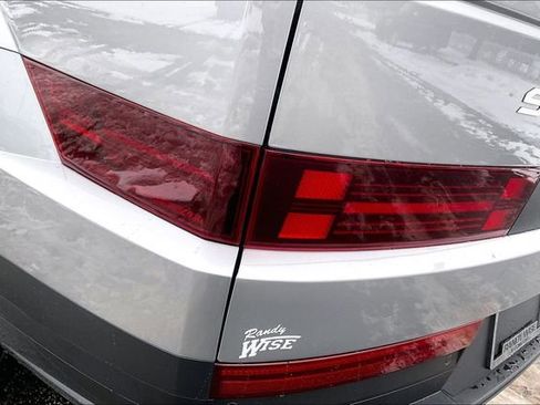 New 2026 Hyundai Santa Fe SE image 24