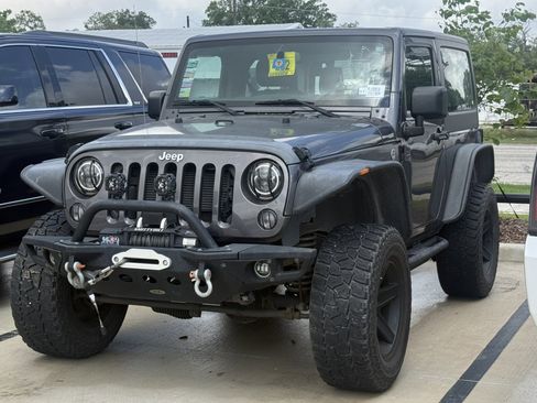 Used 2014 Jeep Wrangler Sport w/ Quick Order Package 24S AWD/4WD image 11