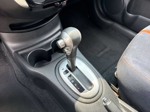 Used 2015 Nissan Versa Note SR w/ SR Convenience Package FWD image 18