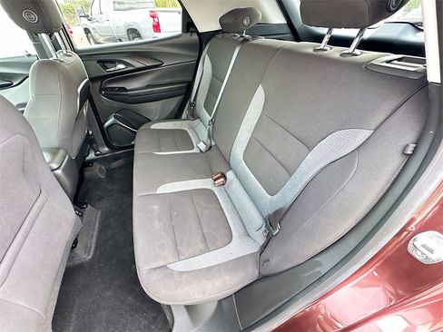 Used 2023 Chevrolet TrailBlazer LT w/ Convenience Package image 22