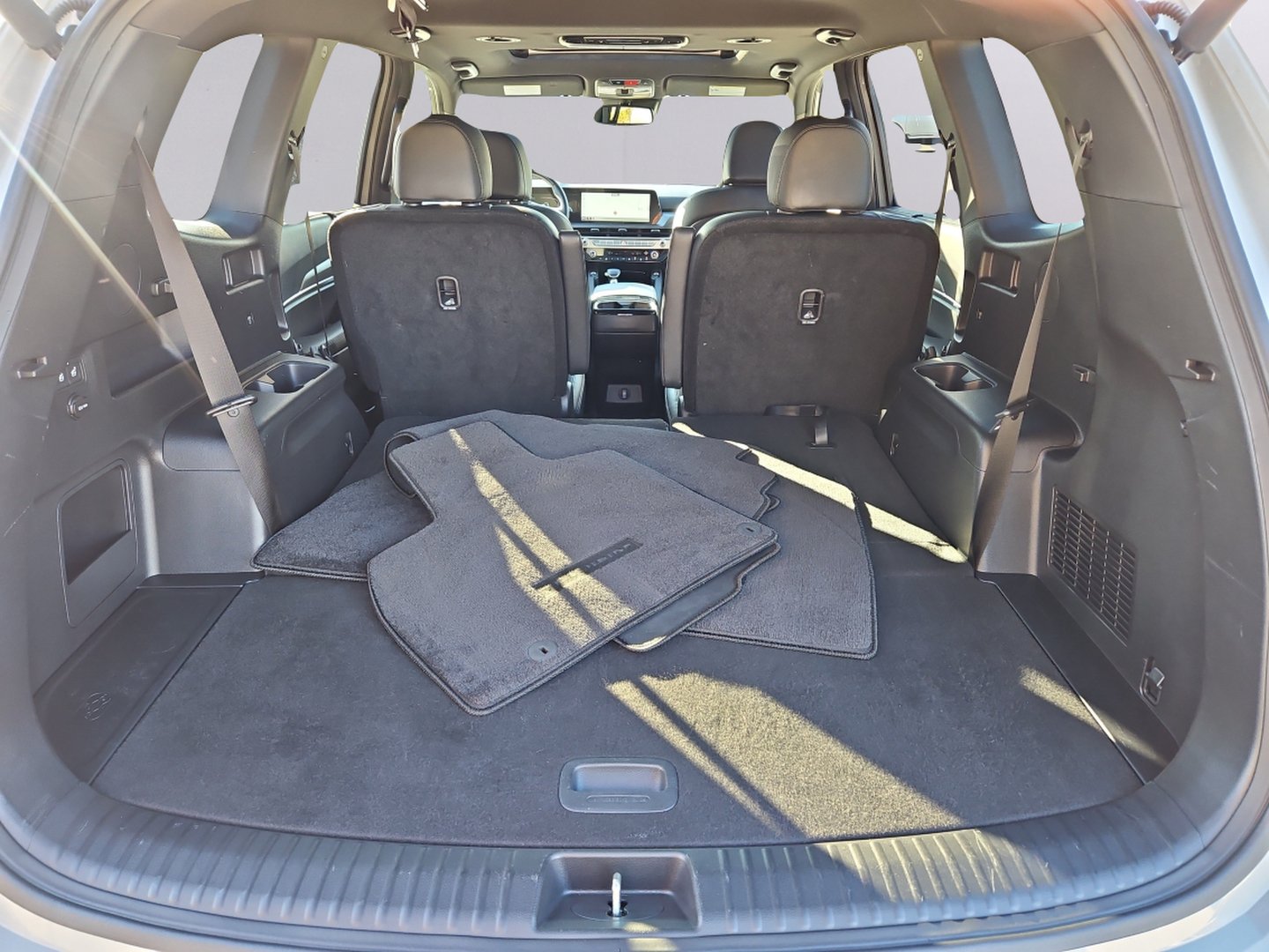 Used 2024 Kia Telluride EX X-Line AWD/4WD image 37