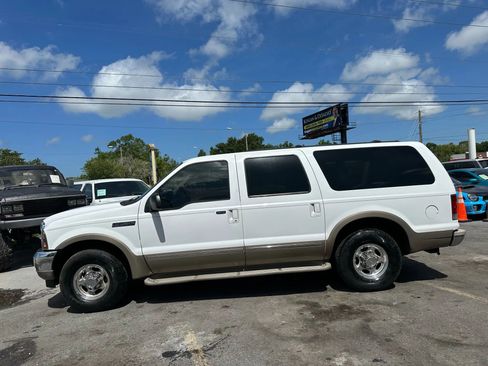 Used 2002 Ford Excursion Limited image 2