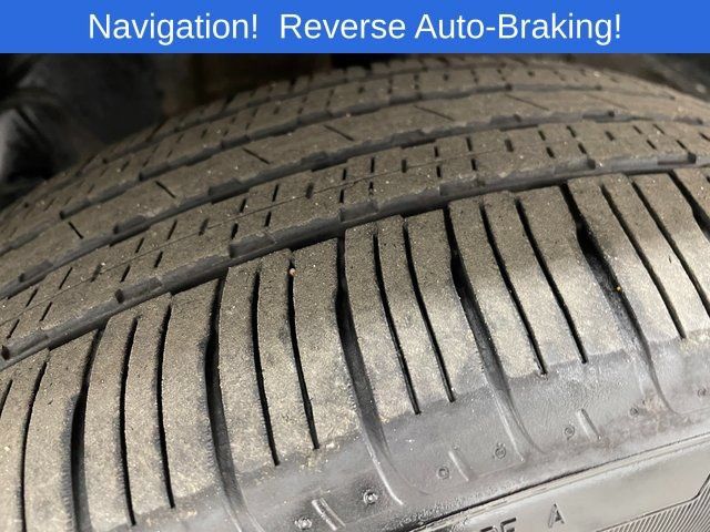 Used 2025 Subaru Forester Limited AWD/4WD image 8