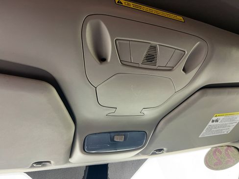 Used 2022 Ford Transit Connect XL image 22